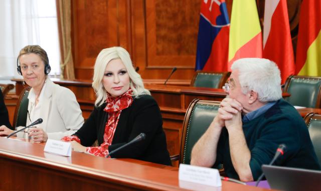 Михајловићева: Подршка и солидарност са женама из Украјине, укључити их у мировне преговоре